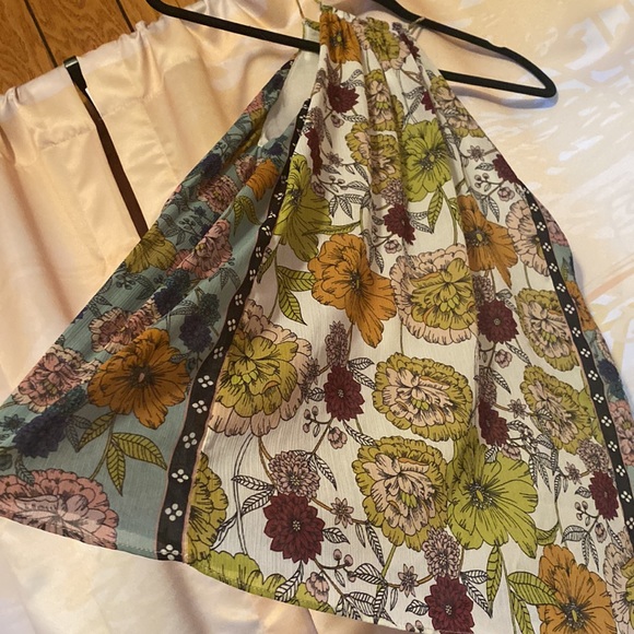TRF Halter top floral Xsmall - Picture 3 of 3